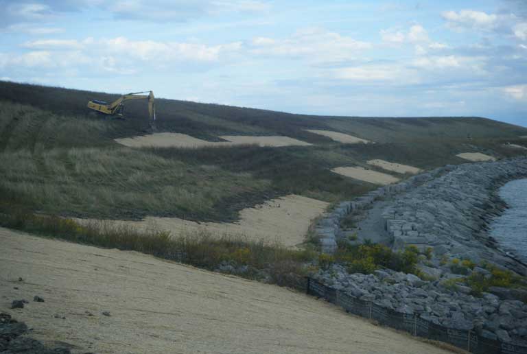 Job Site Services Lake Huron Slope Stabilization project image